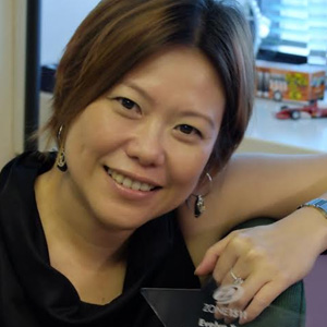 Ms Evelyn Tan