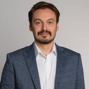 Alexander Antukh